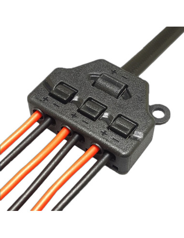 Splitter block TOOL-0096 για LED καλωδιοταινίες, 3-port, μαύρο