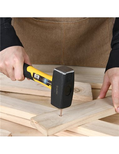 DELI βαριοπούλα DL447010 με αντιολισθητική Fiberglass λαβή, 1000gr, 275mm