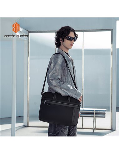 ARCTIC HUNTER τσάντα ώμου GWB00849 με θήκη laptop 15.6", 14L, μαύρη